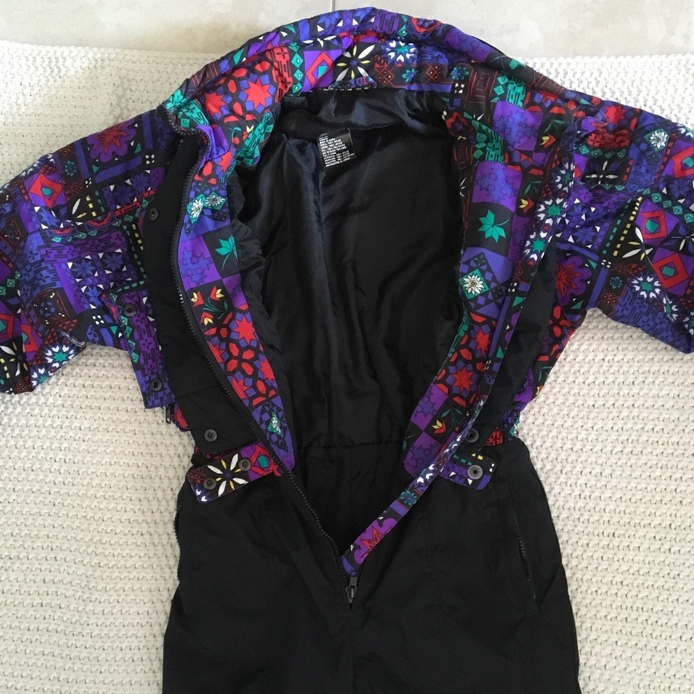 EDELWEIS VINTAGE SKI ONE PIECE SKI OUTFIT / SIZE JUNIOR LG, BLACK-MULTICOLORED